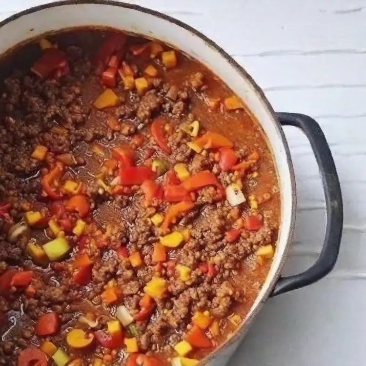 Delicious and Healthy Homemade Chili Your Dog Will Love Simmering